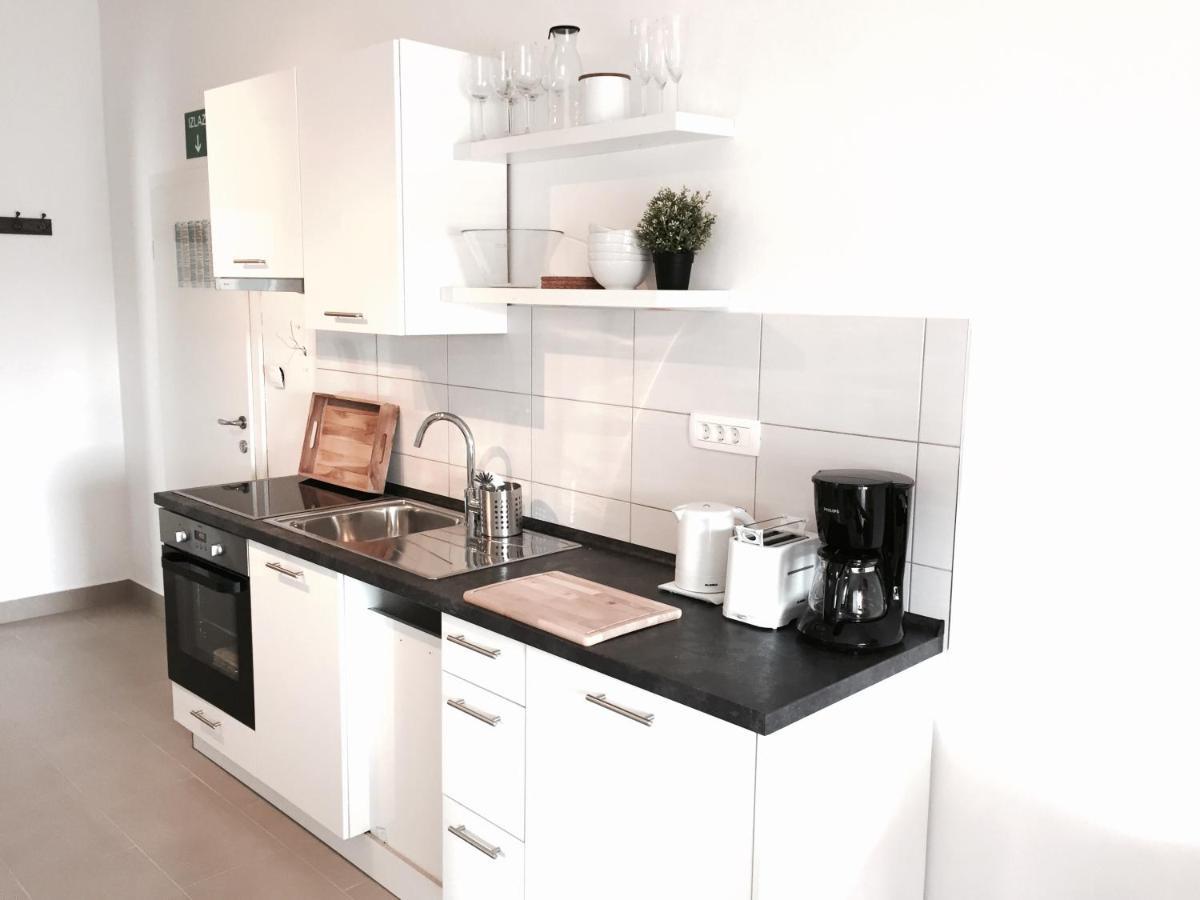 Apartmani Zivaljic トロギール エクステリア 写真